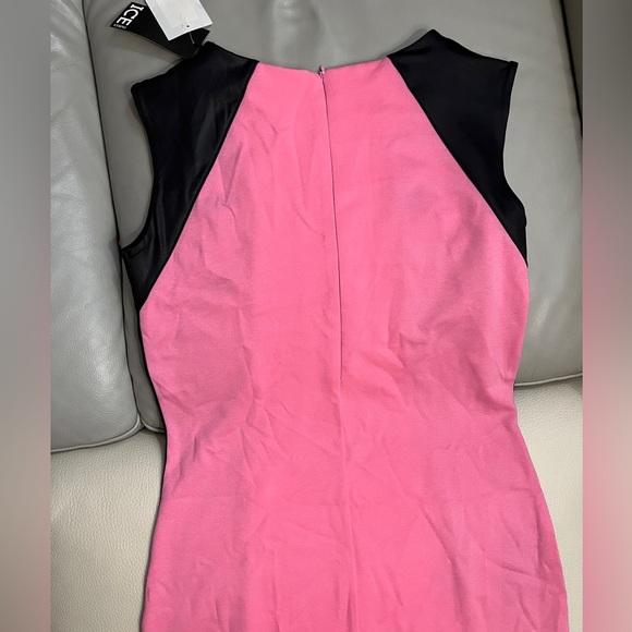 NWT - Ice Iceberg Women’s Sleeveless Mini Dress - EU 46/L - Picture 7 of 10